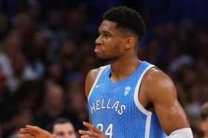 意大利男篮主帅：遇到一位拉脱维亚球员 他说字母哥简直是个野兽