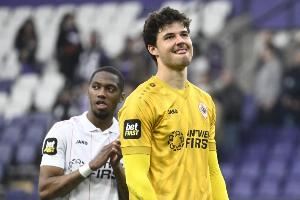 BBC记者：曼联将希望拉门斯能够承受奥纳纳所无法应对的压力